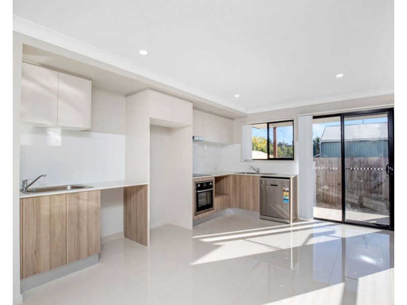 2/13 Rainbird Circuit, Logan Reserve QLD 4133
