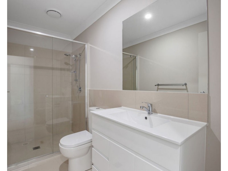 2/13 Rainbird Circuit, Logan Reserve QLD 4133