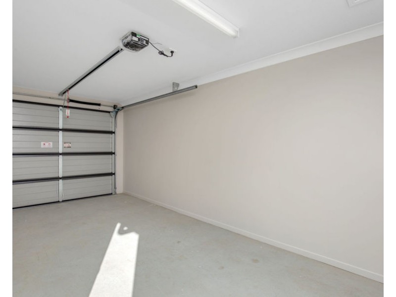 2/13 Rainbird Circuit, Logan Reserve QLD 4133
