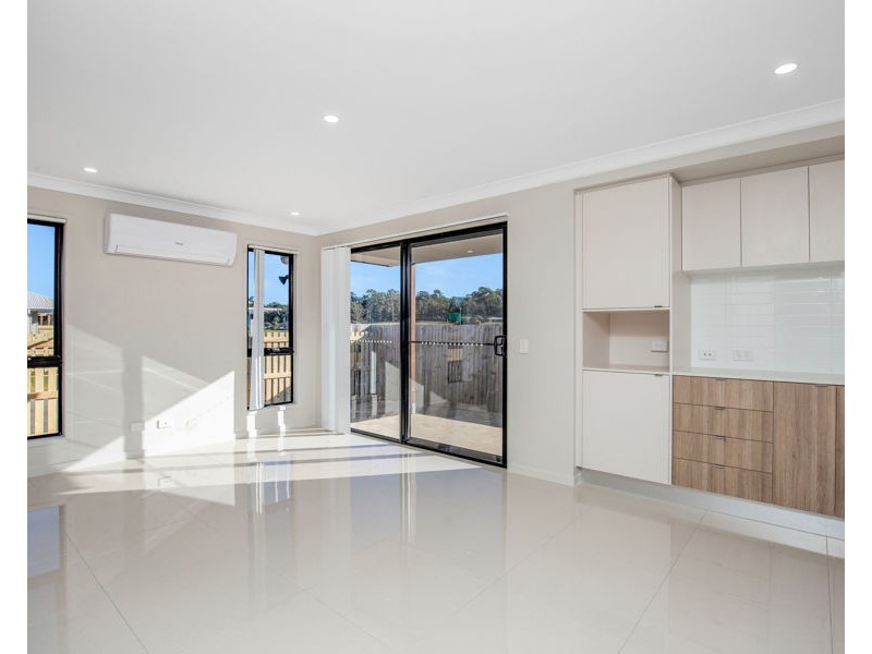 1/13 Rainbird Circuit, Logan Reserve QLD 4133