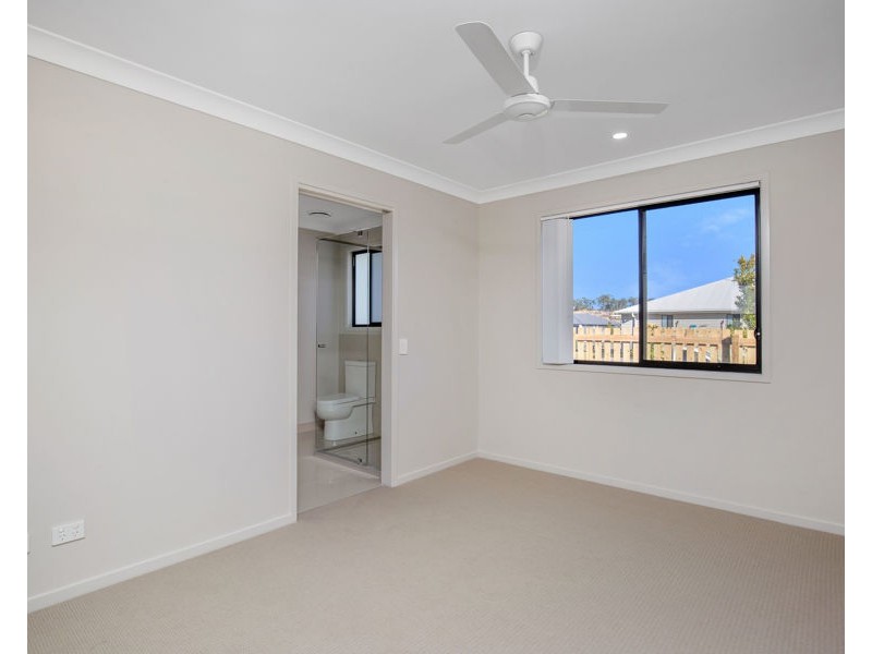 1/13 Rainbird Circuit, Logan Reserve QLD 4133