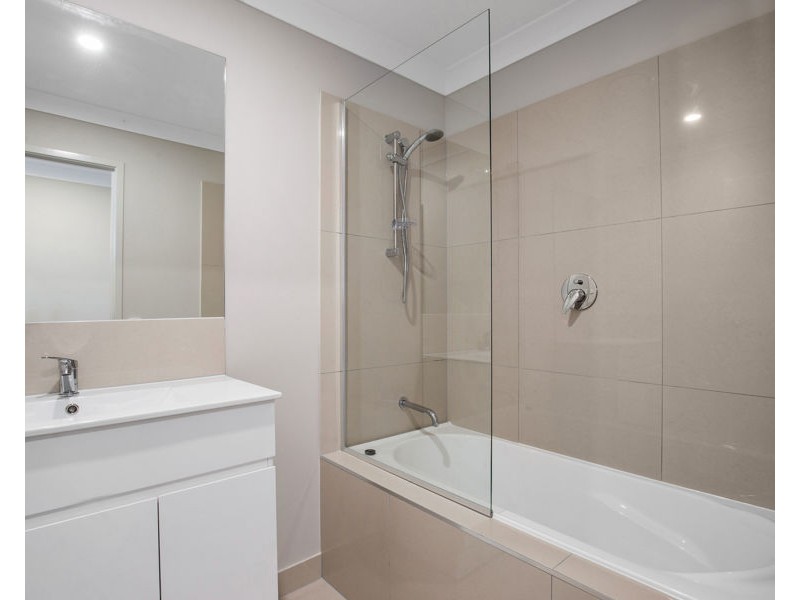 1/13 Rainbird Circuit, Logan Reserve QLD 4133
