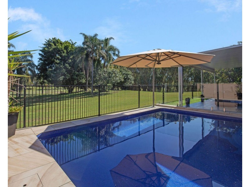 27 Meadowview Drive, Carrara QLD 4211