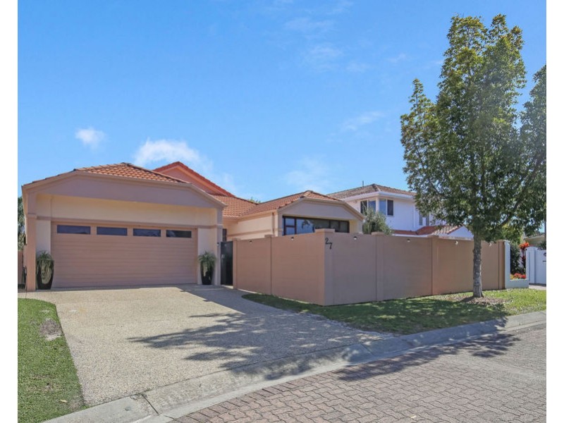 27 Meadowview Drive, Carrara QLD 4211