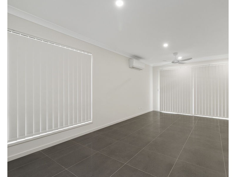 1/190 Dunaden Street, Logan Reserve QLD 4133