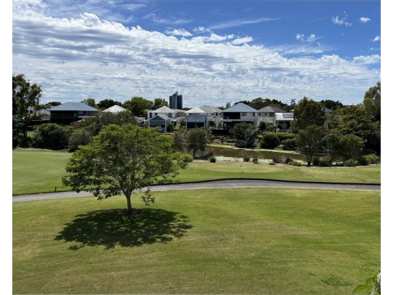 28/901 Medinah Avenue, Robina QLD 4226