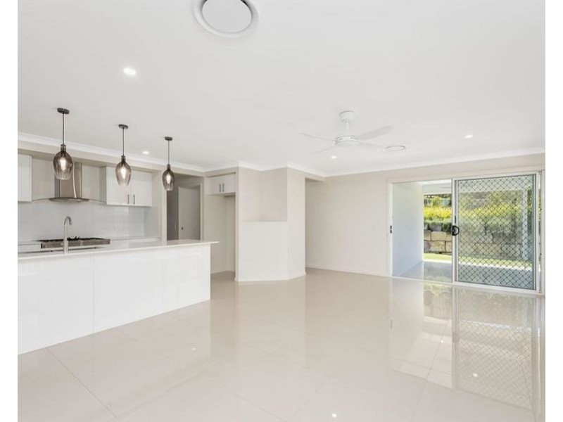 17 Pitta Street, Maudsland QLD 4210