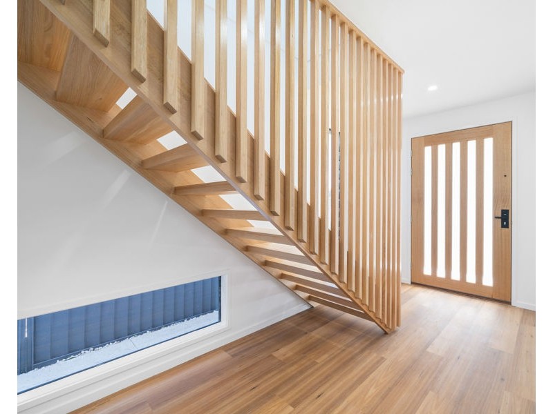 5 Besson St, Stafford Heights QLD 4053