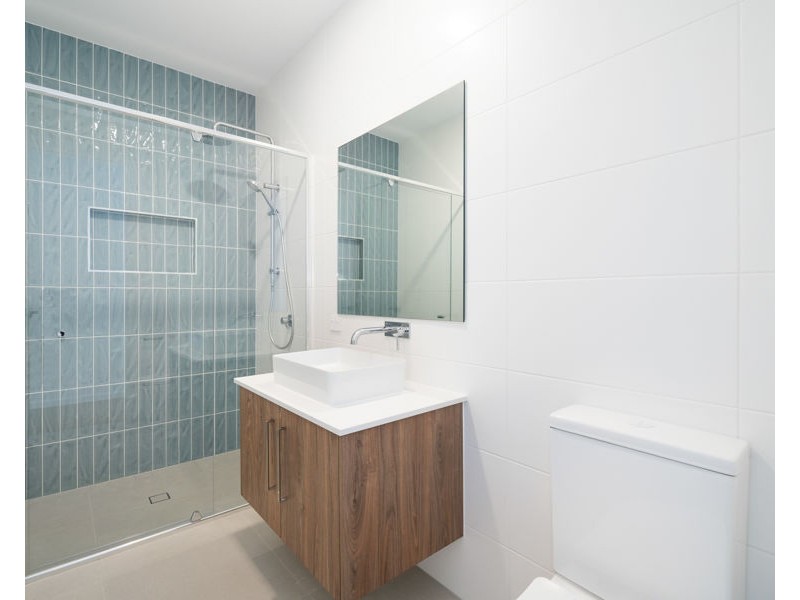 5 Besson St, Stafford Heights QLD 4053