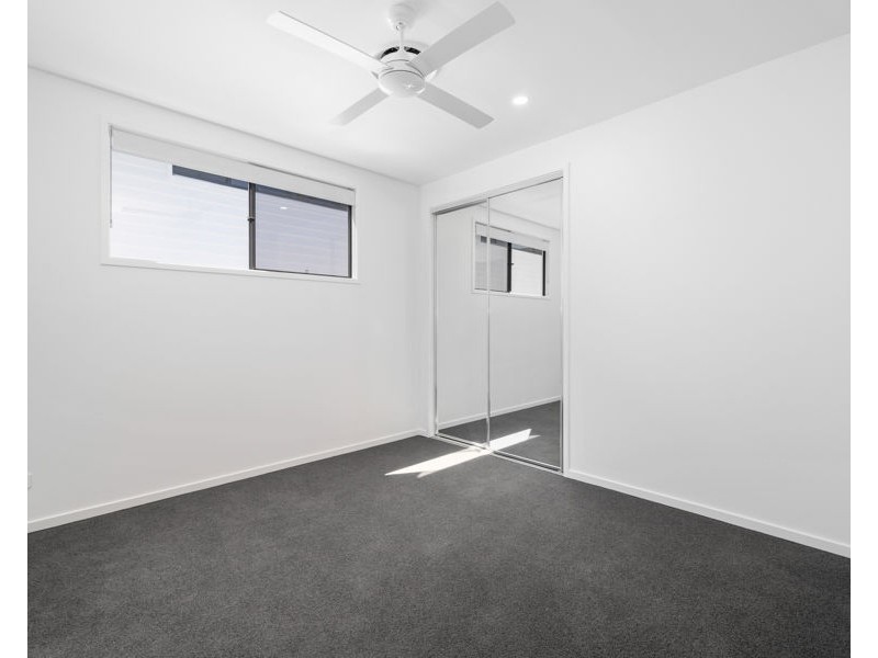 5 Besson St, Stafford Heights QLD 4053