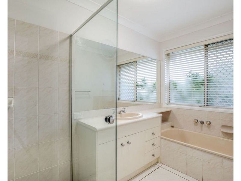 16 Haase Crescent, Ormeau QLD 4208