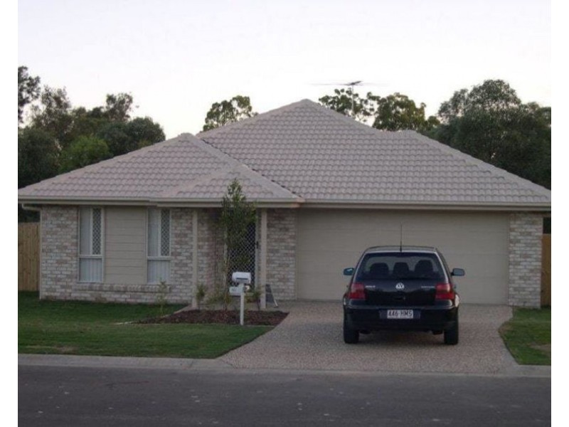 10 Linifield Street, Hillcrest QLD 4118