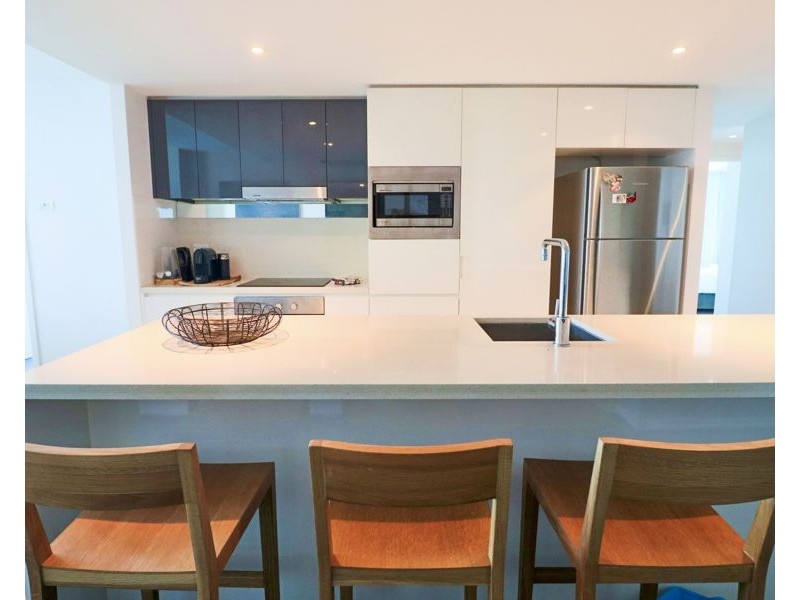 24404/3113 Gold Coast Highway, Surfers Paradise QLD 4217