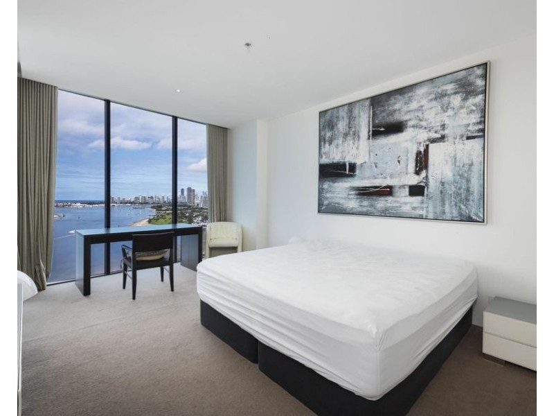 1802/230 Marine Parade, Labrador QLD 4215