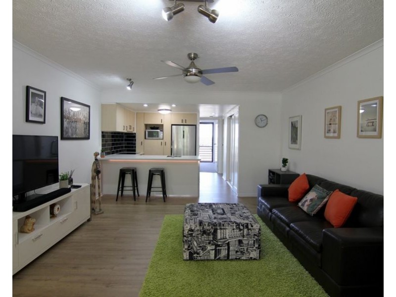 3/20-26 Illawong St, Surfers Paradise QLD 4217