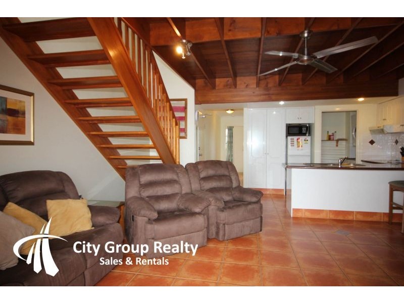 16 ‘Santa Fe’ 7-9 Robert Street, Labrador QLD 4215