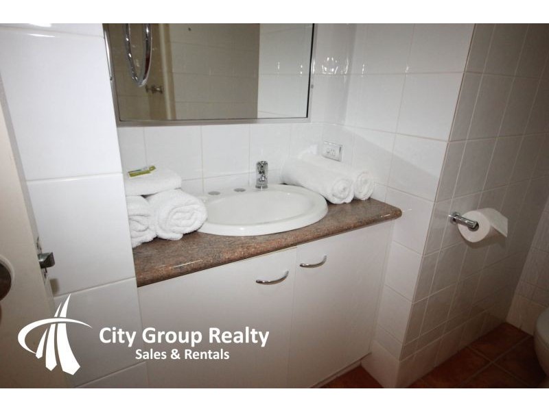 16 ‘Santa Fe’ 7-9 Robert Street, Labrador QLD 4215