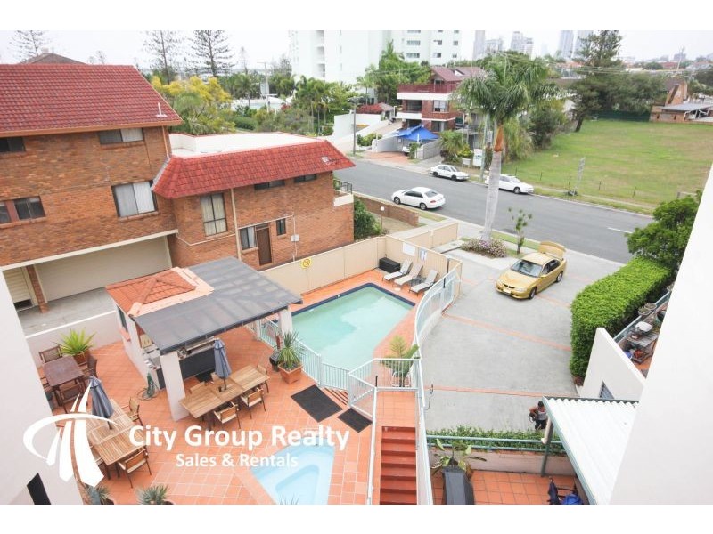 16 ‘Santa Fe’ 7-9 Robert Street, Labrador QLD 4215