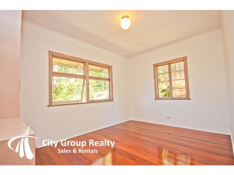 6 Brake Street, Burleigh Heads QLD 4220