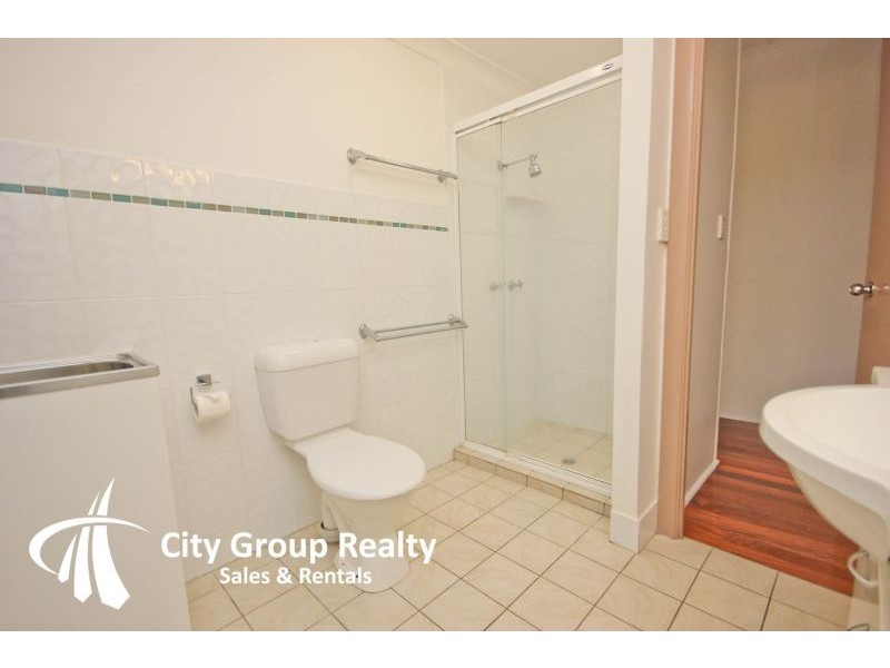 6 Brake Street, Burleigh Heads QLD 4220