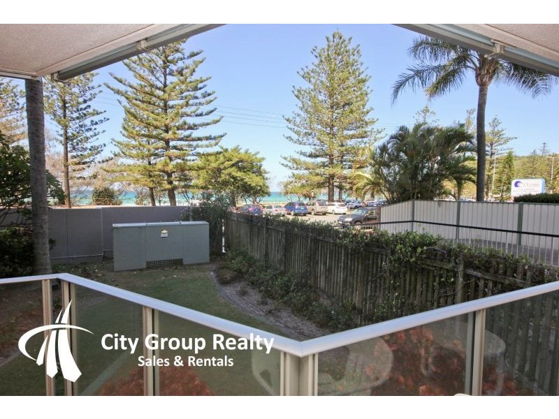 1 ‘Pacifc Regis’ 30 The Esplanade, Burleigh Heads QLD 4220