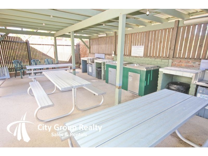 1 ‘Pacifc Regis’ 30 The Esplanade, Burleigh Heads QLD 4220