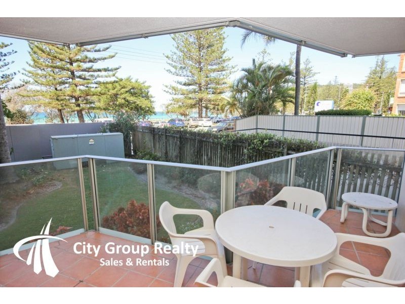 1 ‘Pacifc Regis’ 30 The Esplanade, Burleigh Heads QLD 4220