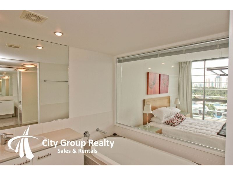 33 T E Peters Drive ‘Freshwater Point’, Broadbeach QLD 4218