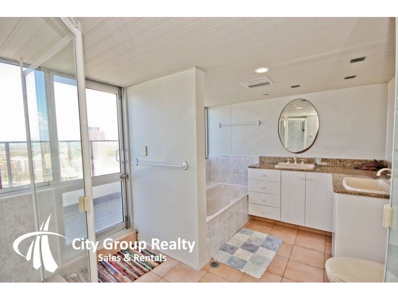 20 ‘The Penthouses’ Old Burleigh Road, Broadbeach QLD 4218