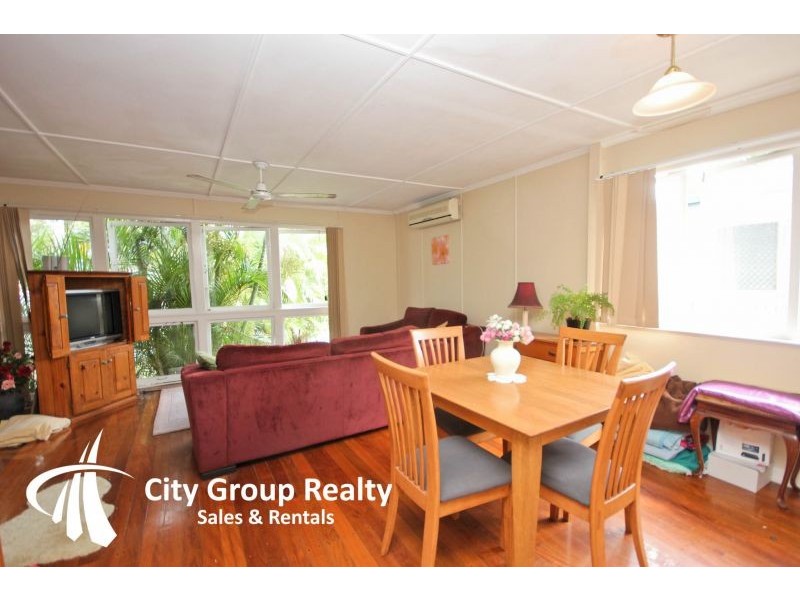 55 Manus Avenue, Palm Beach QLD 4221