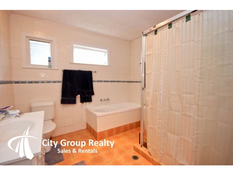 55 Manus Avenue, Palm Beach QLD 4221