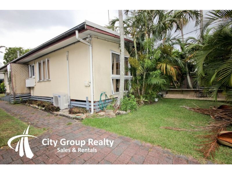 55 Manus Avenue, Palm Beach QLD 4221