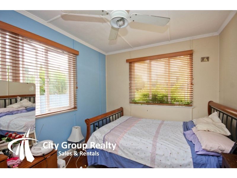 55 Manus Avenue, Palm Beach QLD 4221