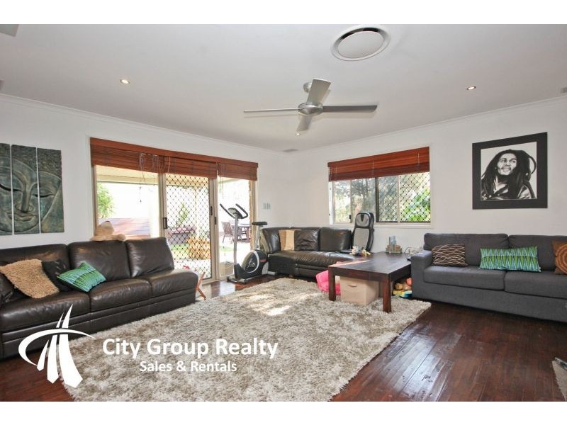 11 Correa Court, Elanora QLD 4221