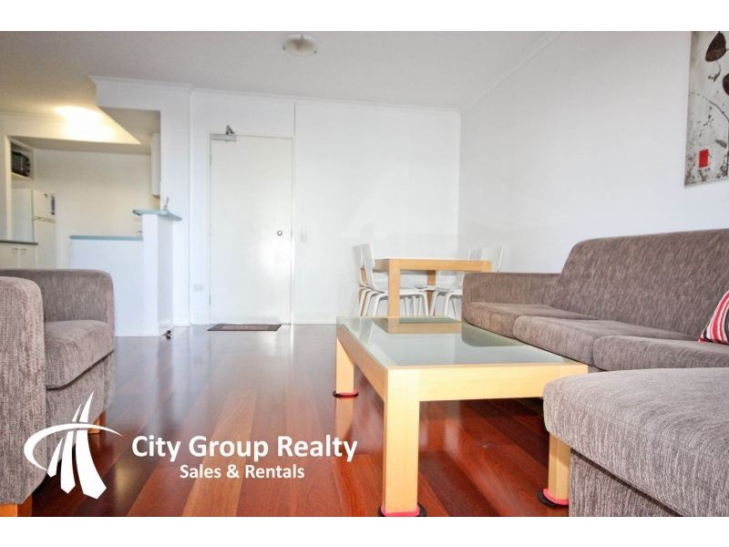 104/30 Surf Parade, Broadbeach QLD 4218