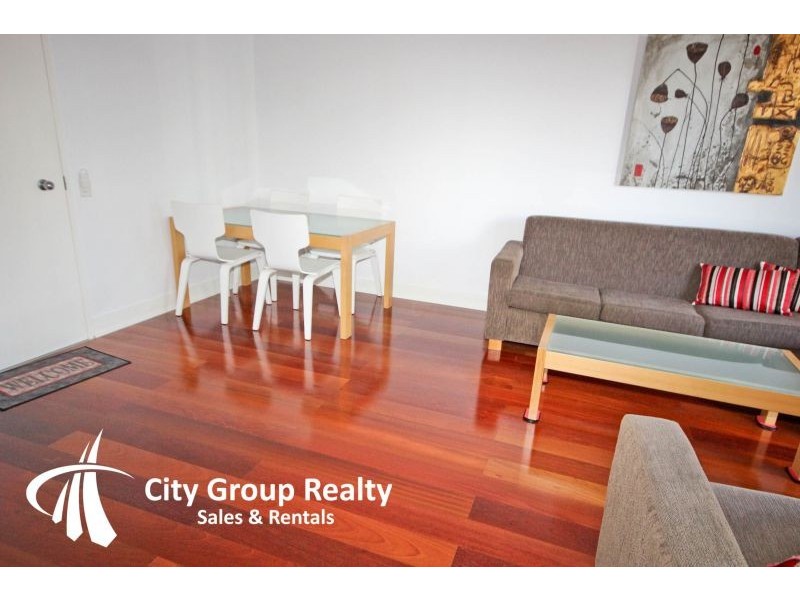 104/30 Surf Parade, Broadbeach QLD 4218