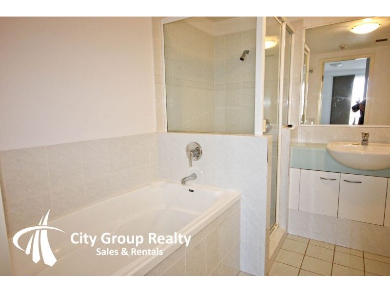 104/30 Surf Parade, Broadbeach QLD 4218