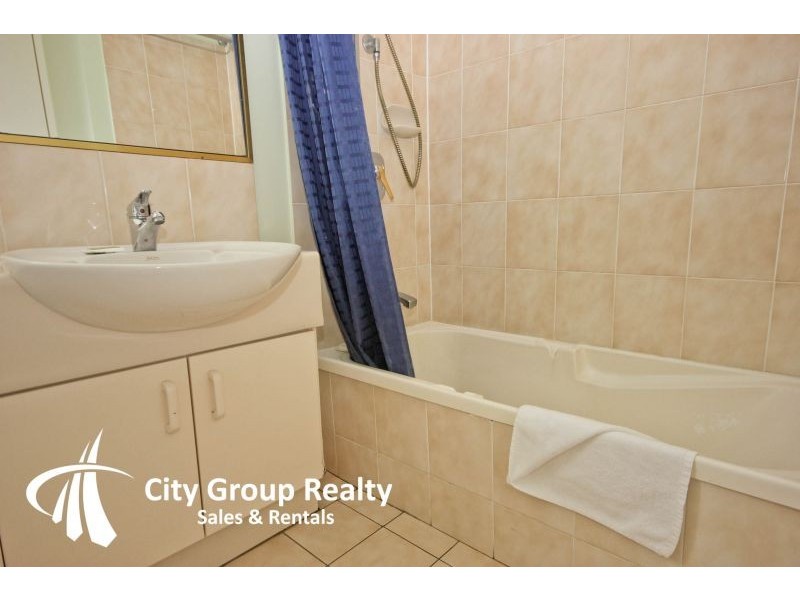 36 Australia Avenue, Broadbeach QLD 4218