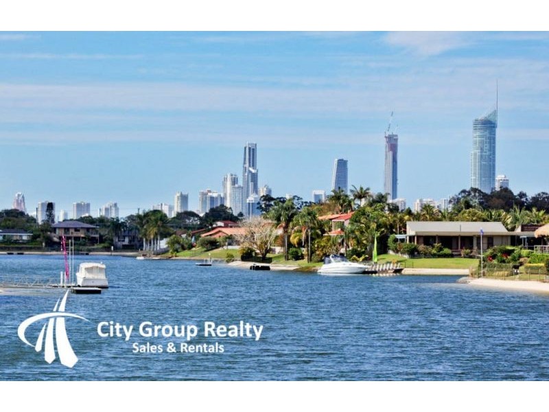 62 Waitomo Street, Broadbeach Waters QLD 4218