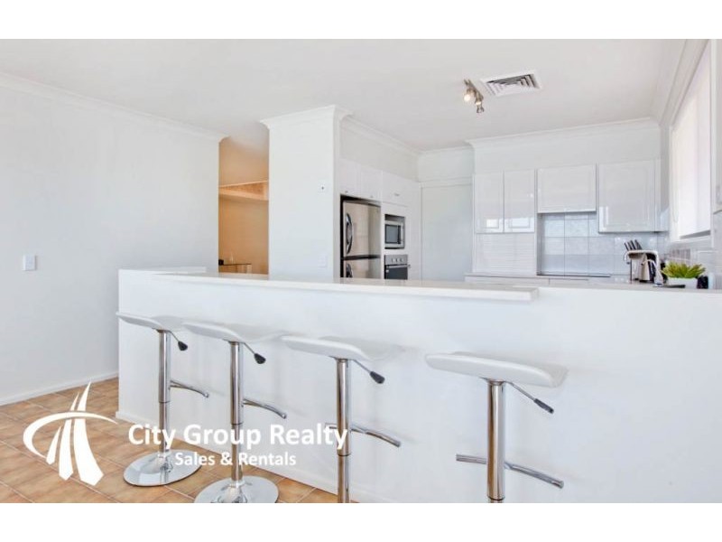 62 Waitomo Street, Broadbeach Waters QLD 4218