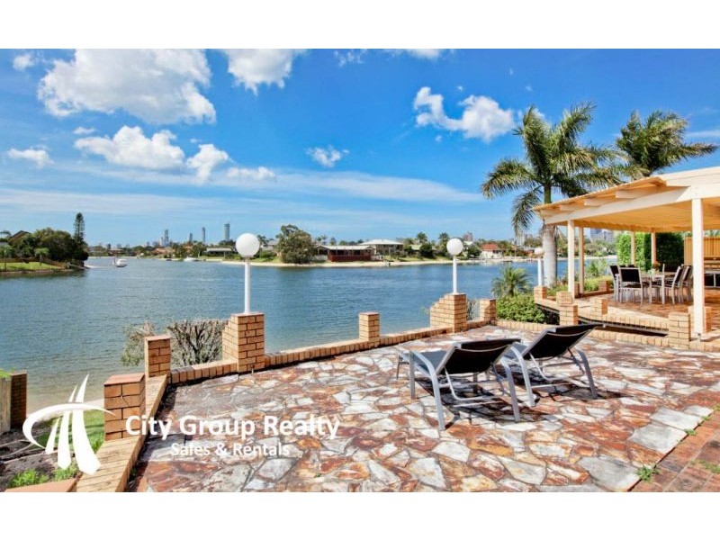 62 Waitomo Street, Broadbeach Waters QLD 4218