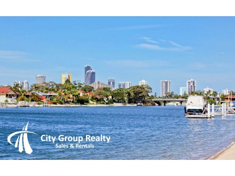 62 Waitomo Street, Broadbeach Waters QLD 4218