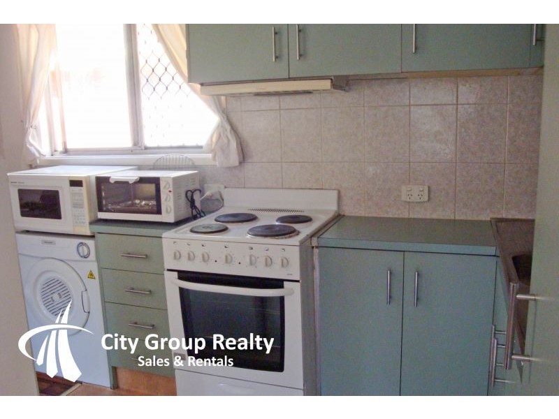 19 Darrambal, Chevron Island QLD 4217