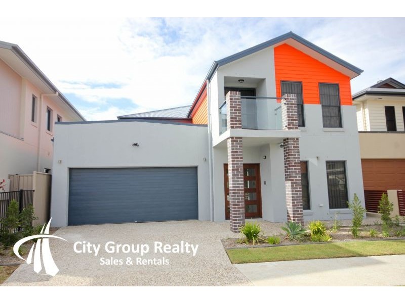 7 Elizabeth Crescent, Varsity Lakes QLD 4227