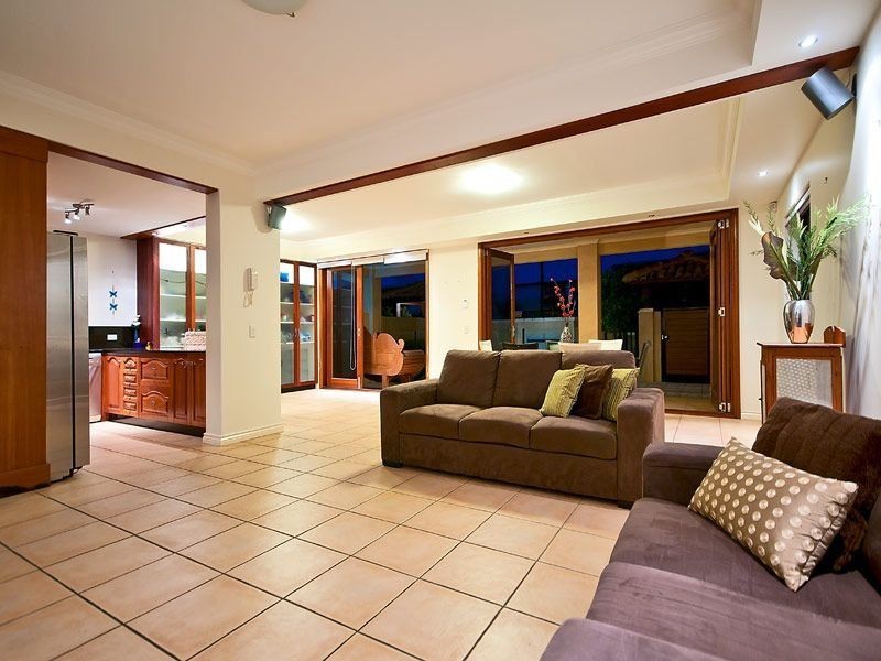 14. Fraser Ave, Mermaid Beach QLD 4218