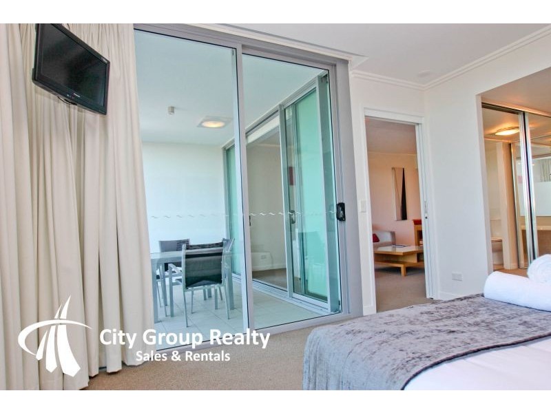 33 T E Peters Drive ‘Freshwater Point’, Broadbeach QLD 4218