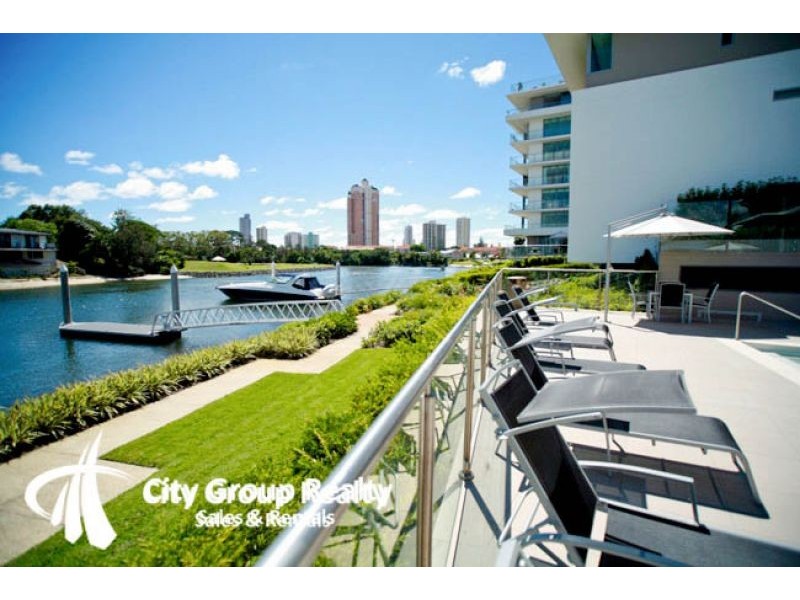 33 T E Peters Drive ‘Freshwater Point’, Broadbeach QLD 4218