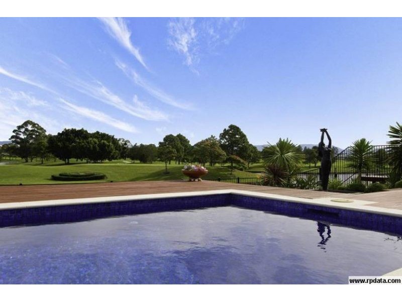 1030. Lakeview Terrace, Benowa QLD 4217