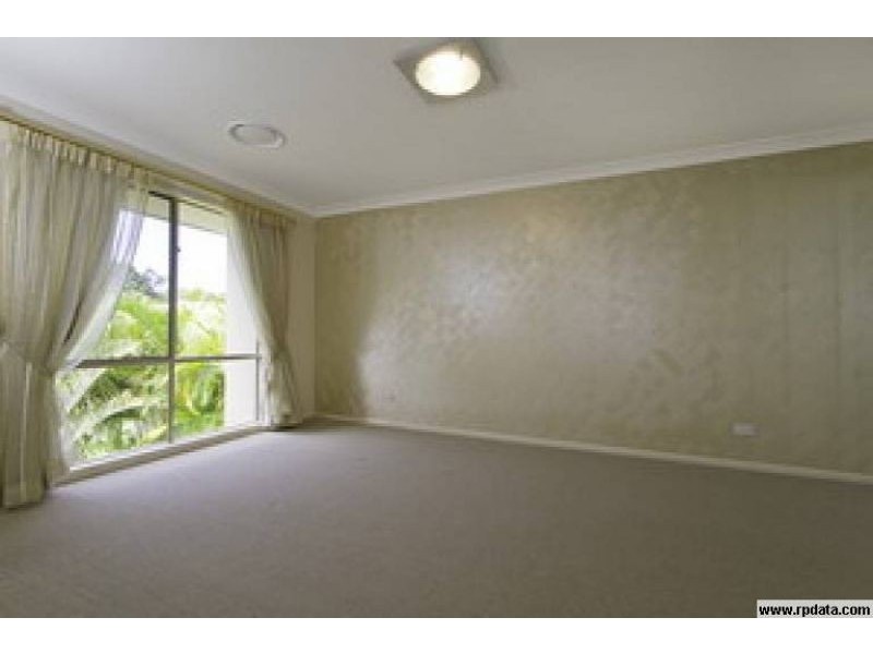1030. Lakeview Terrace, Benowa QLD 4217
