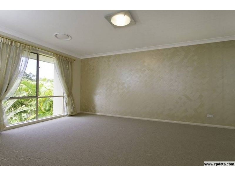 1030. Lakeview Terrace, Benowa QLD 4217
